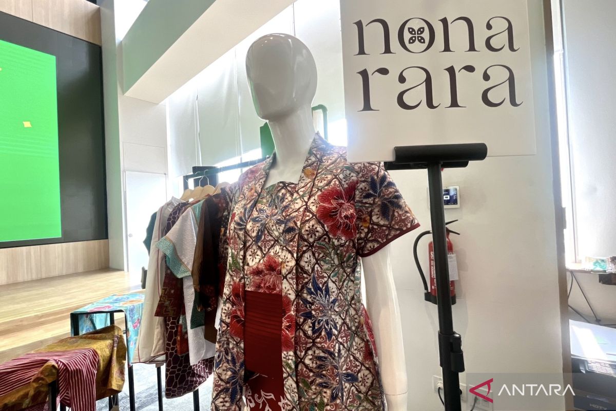 Jenama Nona Rara rangkul puluhan perajin batik